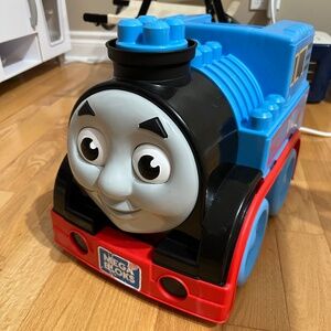 RARE Thomas & Friends Build And Go Thomas Mega Bloks